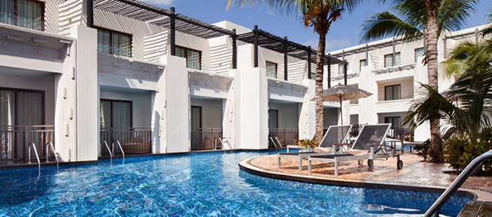 Azul Beach Accommodations - Family Swim-Up Suites